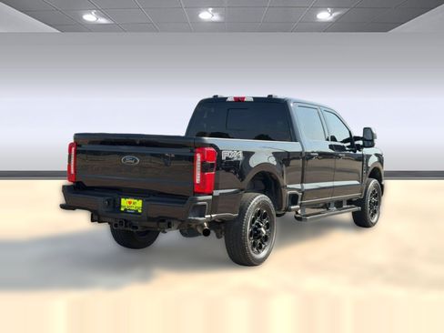 Used 2025 Ford F250 XLT w/ Black Appearance Package AWD/4WD image 9