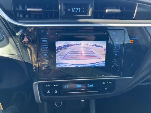 Used 2019 Toyota Corolla LE image 28