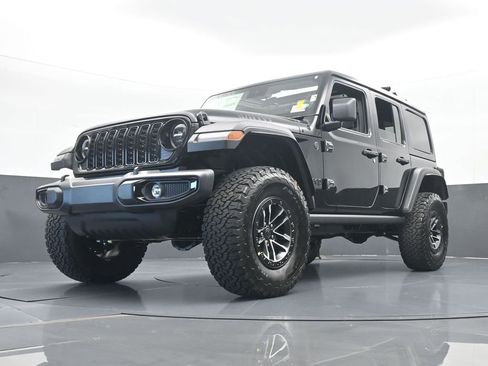 Used 2025 Jeep Wrangler Unlimited Sport AWD/4WD image 52