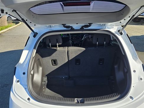 Used 2022 Chevrolet Bolt LT image 14