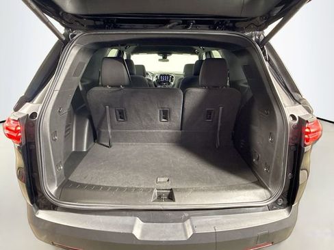 Used 2023 Chevrolet Traverse LT image 26