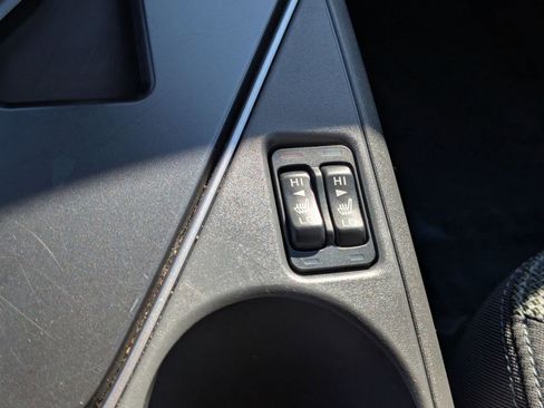 Used 2024 Subaru Crosstrek 2.0i Premium image 20