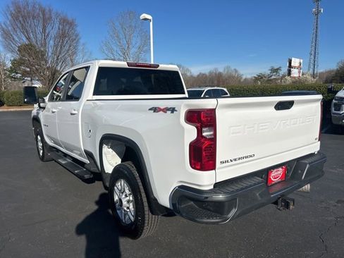 Used 2025 Chevrolet Silverado 2500 LT w/ Convenience Package image 9