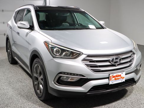 Used 2018 Hyundai Santa Fe Sport FWD image 5