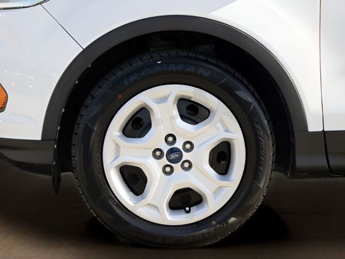 Used 2017 Ford Escape S image 59