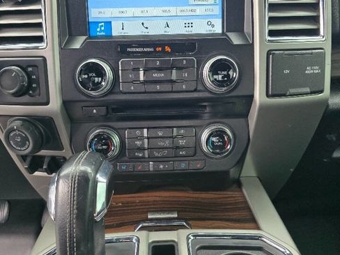 Used 2016 Ford F150 Lariat w/ Equipment Group 502A Luxury AWD/4WD image 15