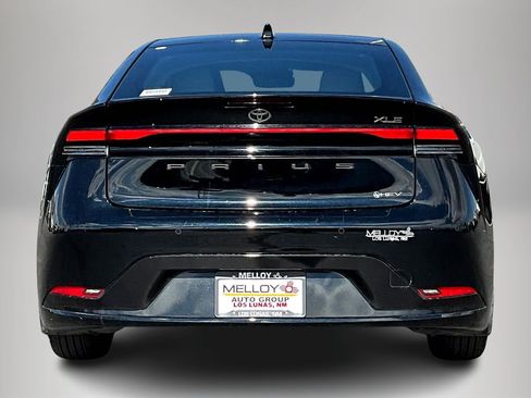 Used 2024 Toyota Prius XLE image 5