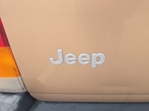 Used 1999 Jeep Cherokee SE AWD/4WD image 5