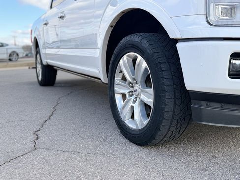Used 2018 Ford F150 Platinum w/ Equipment Group 701A Luxury image 2