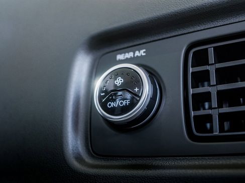 Used 2024 Hyundai Santa Fe Calligraphy image 42