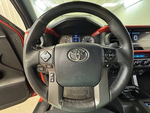 Used 2017 Toyota Tacoma TRD Sport w/ Premium & Technology Package AWD/4WD image 37