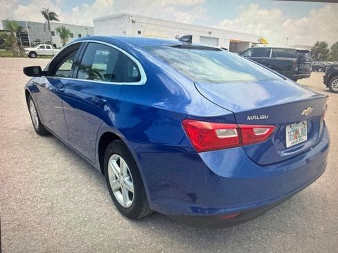 Used 2023 Chevrolet Malibu LS FWD image 3