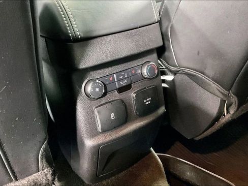 Used 2017 Ford Explorer Platinum AWD/4WD image 12