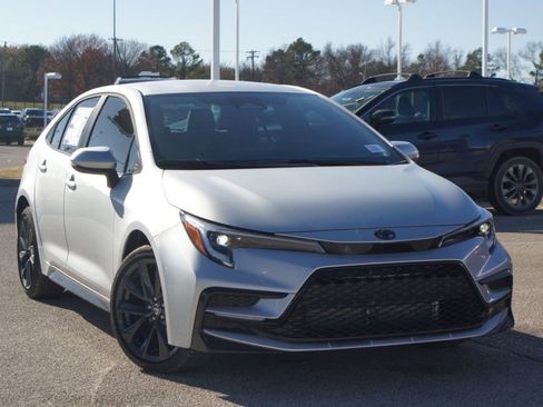 Used 2026 Toyota Corolla SE image 23