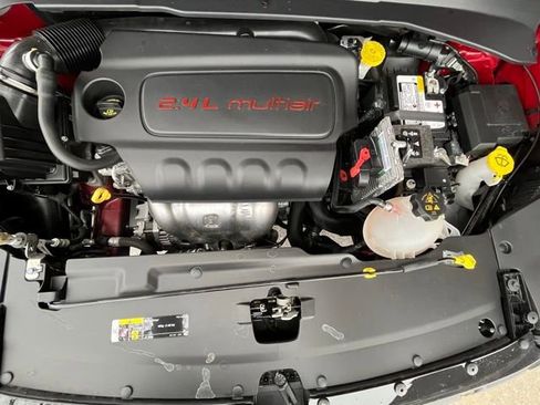 Used 2022 Jeep Compass Limited image 30