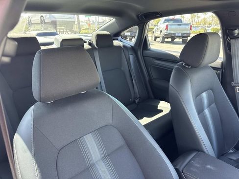 Used 2025 Honda Civic Sport image 29