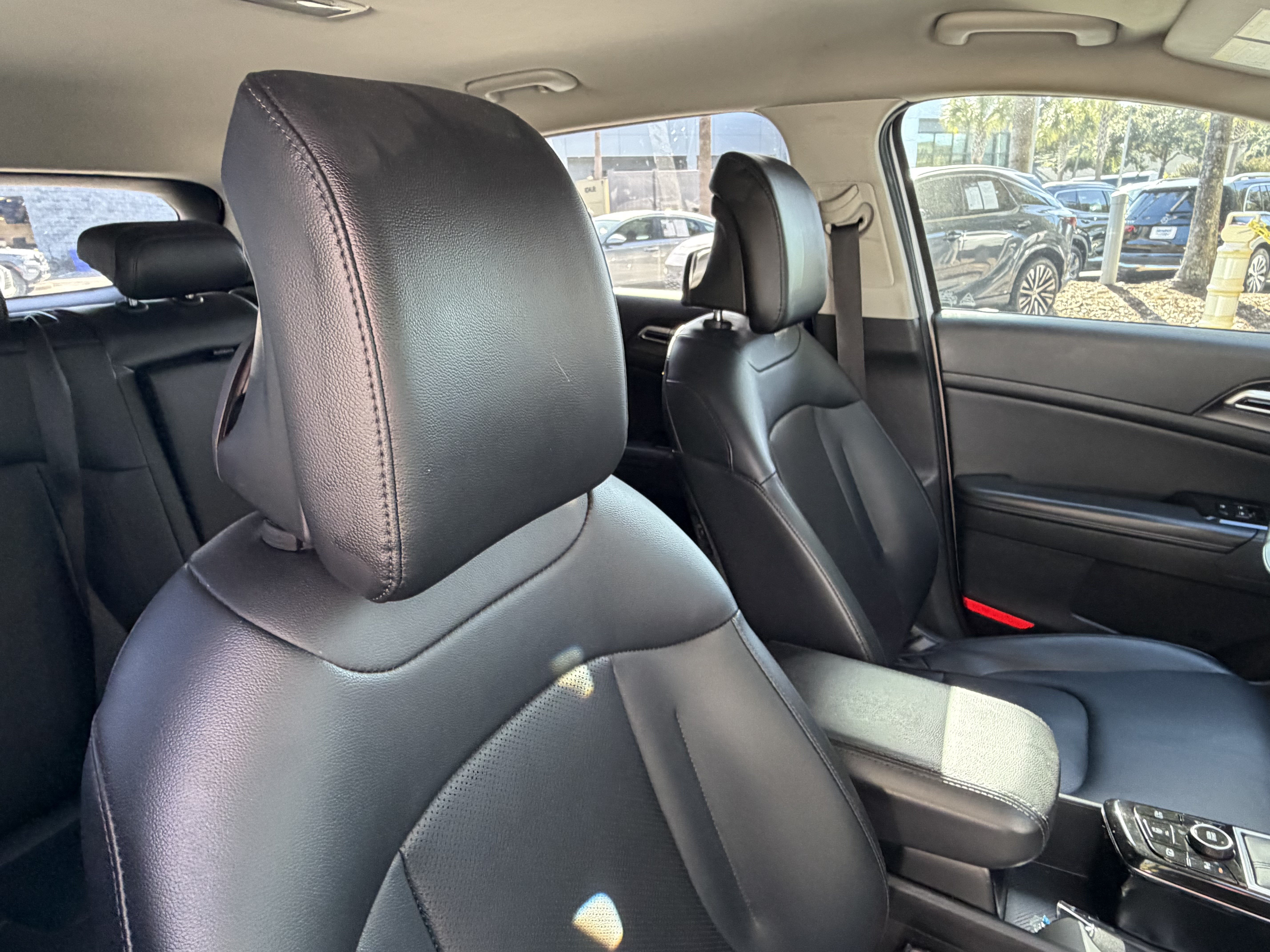Used 2023 Kia Sportage EX FWD image 42