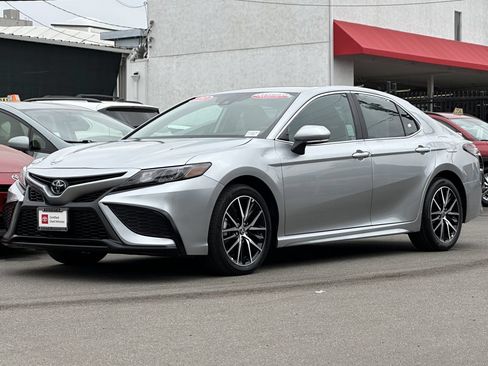 Certified 2023 Toyota Camry SE FWD image 7