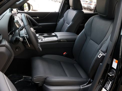 New 2026 Lexus LX 600 4WD w/ Appearance Package image 11