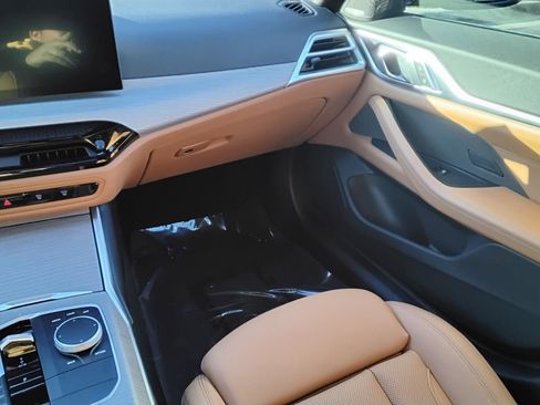 Used 2025 BMW i4 eDrive40 w/ Premium Package image 22