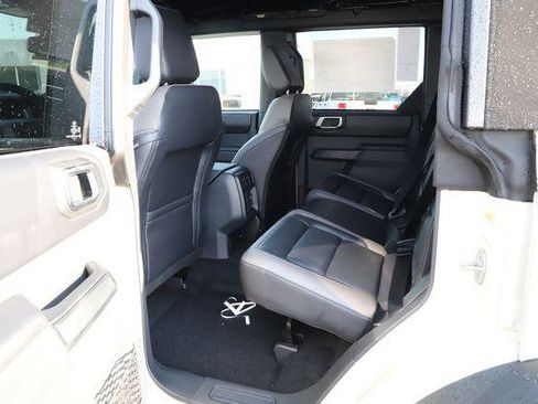 New 2026 Ford Bronco Outer Banks w/ Sasquatch Package image 19