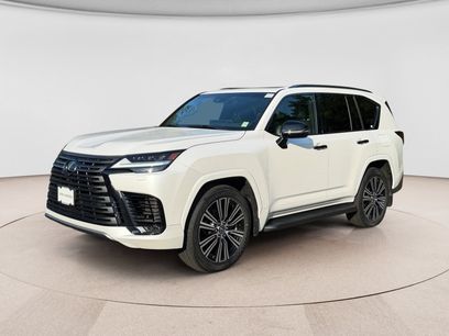 Used 2024 Lexus LX 600 4WD w/ Appearance Package