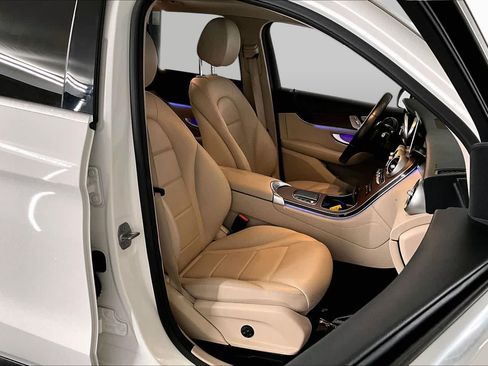Certified 2021 Mercedes-Benz GLC 300 4MATIC image 8