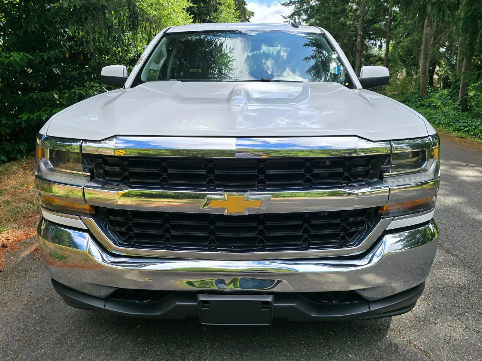 Used 2016 Chevrolet Silverado 1500 LT w/ Trailering Package AWD/4WD image 8