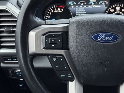 Certified 2019 Ford F150 Platinum w/ Equipment Group 701A Luxury image 27