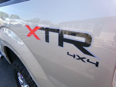 Used 2010 Ford F150 XLT AWD/4WD image 11
