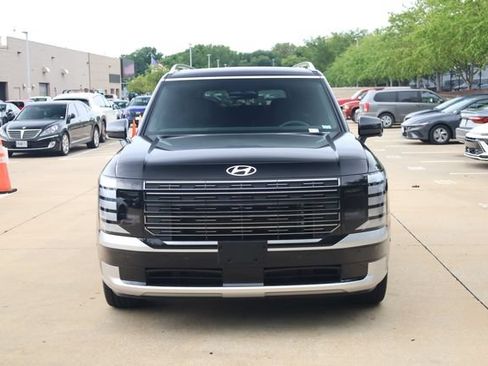 Certified 2026 Hyundai Palisade Calligraphy AWD/4WD image 3