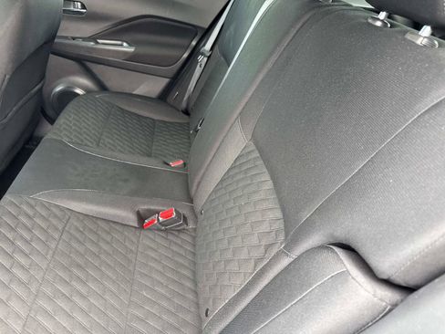 Used 2023 Nissan Kicks SV image 13