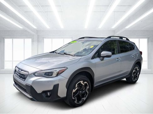 Used 2023 Subaru Crosstrek 2.5i Limited AWD/4WD image 7