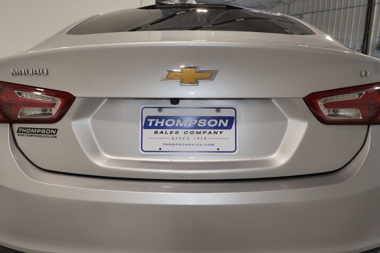 Used 2020 Chevrolet Malibu LT FWD image 21