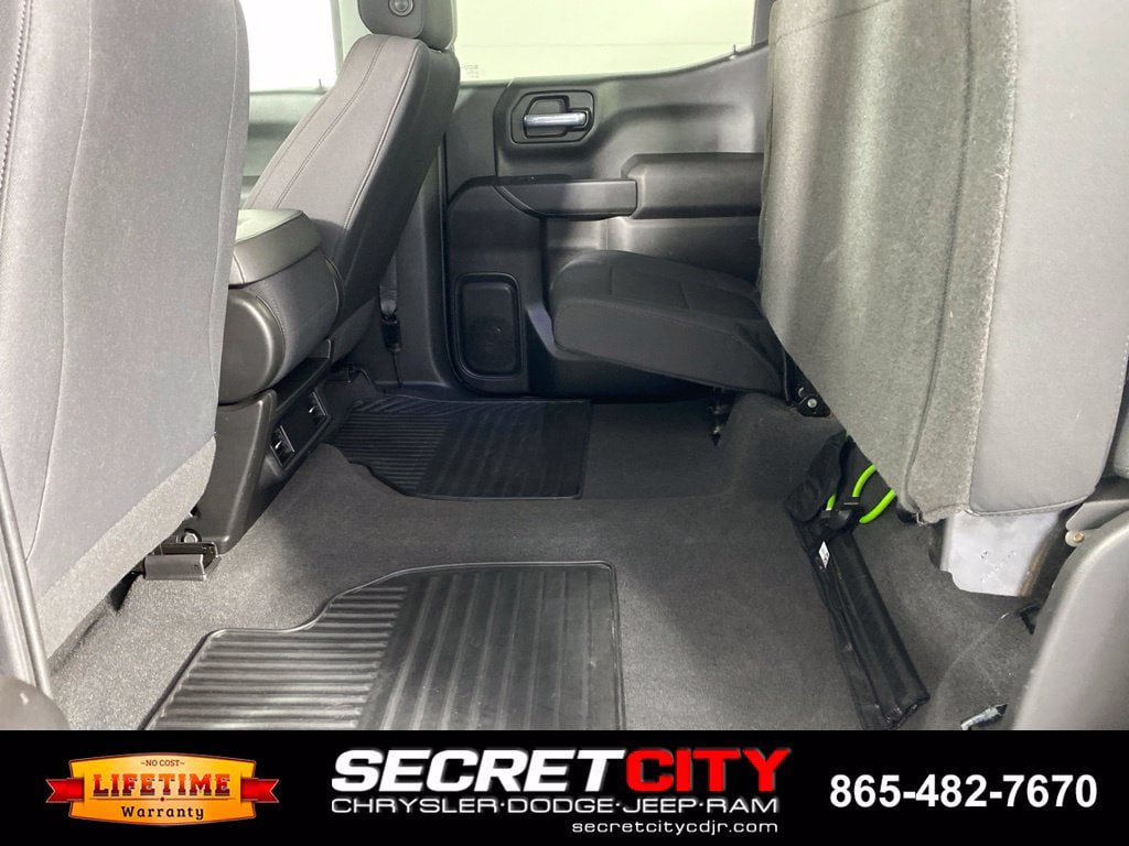Used 2021 Chevrolet Silverado 1500 Custom Trail Boss AWD/4WD image 27