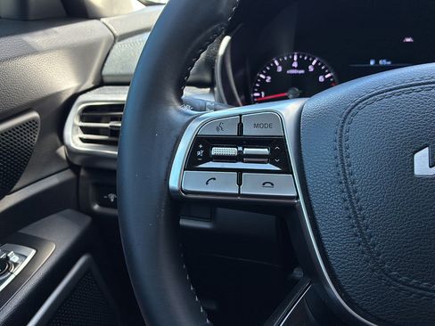 Used 2022 Kia Telluride S FWD image 27