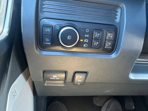 Used 2025 Ford F350 Platinum AWD/4WD image 29