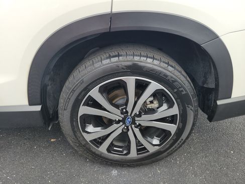 Used 2019 Subaru Forester Limited w/ Popular Package #3 AWD/4WD image 8