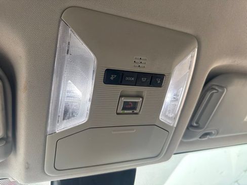 Used 2024 Toyota RAV4 XLE FWD image 24