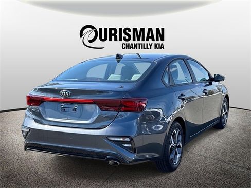 Used 2020 Kia Forte LXS image 2