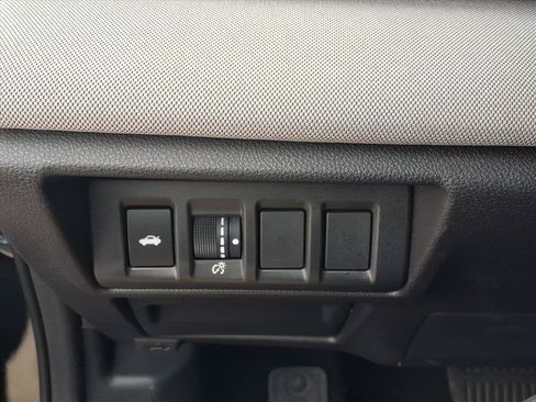 Used 2023 Subaru Legacy Premium AWD/4WD image 17