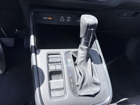 Used 2023 Honda CR-V EX image 17
