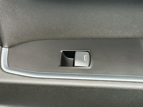 Used 2022 GMC Sierra 1500 Elevation w/ Elevation Premium Package image 21