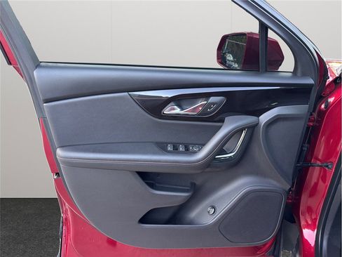 Used 2019 Chevrolet Blazer RS w/ Sun and Wheels Package image 20