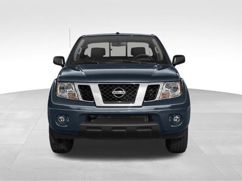 Used 2018 Nissan Frontier SV RWD image 7