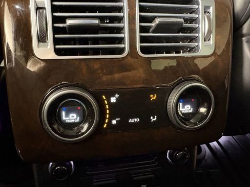 Used 2021 Land Rover Range Rover Westminster Edition image 38