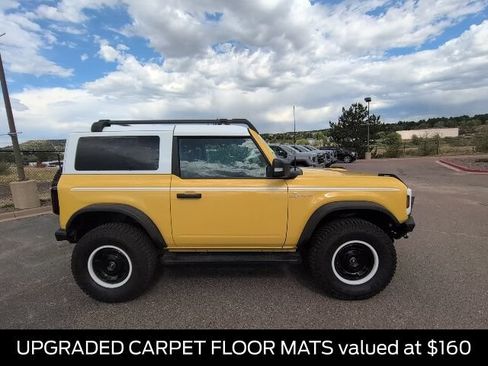 Used 2024 Ford Bronco Heritage Edition AWD/4WD image 4