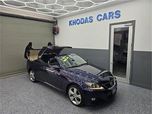 Used 2011 Lexus IS 250C image 11