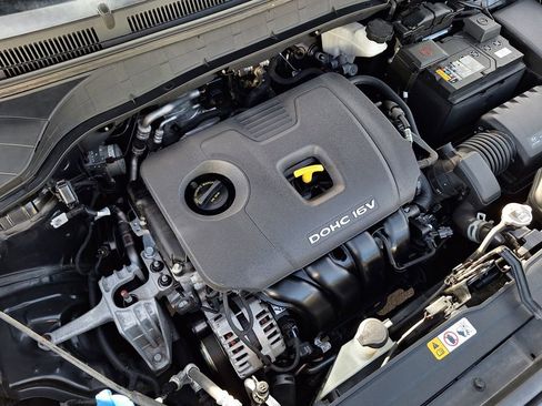 Used 2018 Hyundai Kona SE image 28