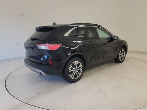 Used 2022 Ford Escape SEL image 7